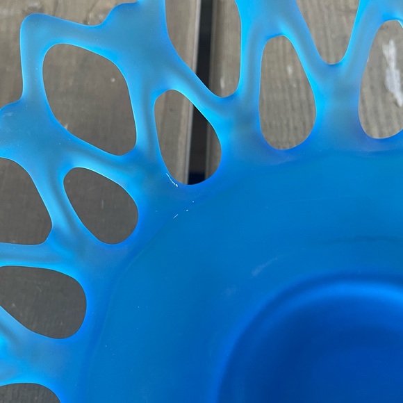 Westmoreland Glass Doric Open Lace Blue Satin Glass Console Centerpiece Bowl - Picture 11 of 15